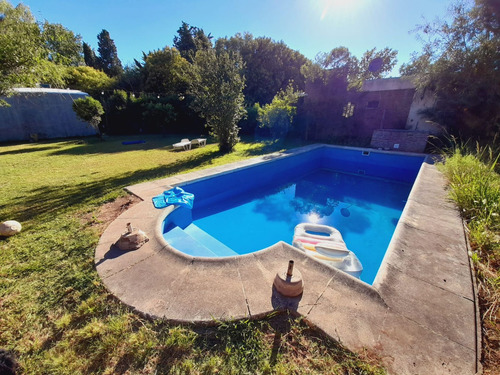 Venta Casa Con Pileta En Andino