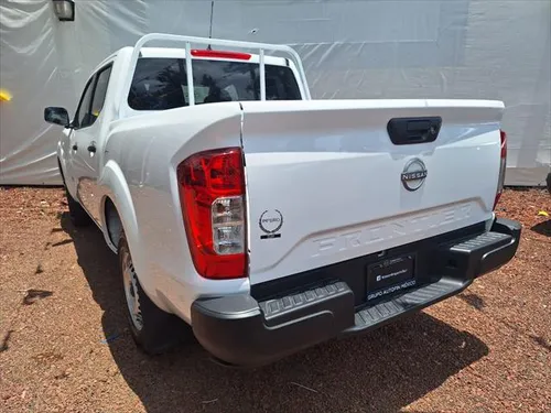 Nissan Frontier 2.5 Le Mt