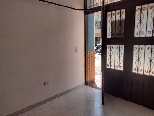 Local En Arriendo Ubicado En Medellin Sector Belen  (30025).