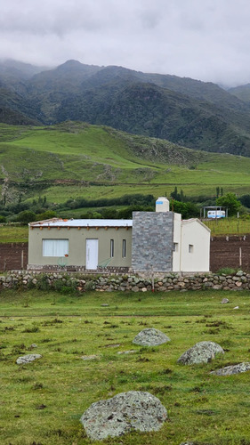 Casa En Tafí Del Valle / Las Carreras