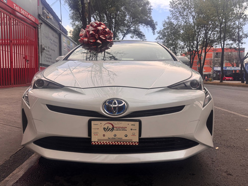 Toyota Prius 1.8 Premium Cvt