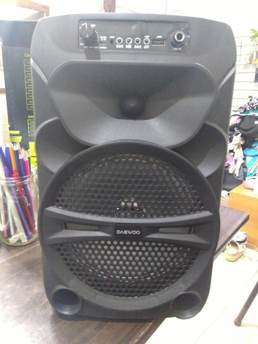 Parlante Portátil 8 Pulgadas Bluetooth Daewoo Vert