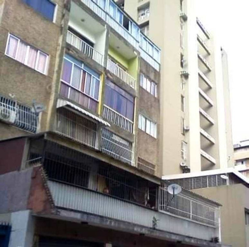 Imagen 1 de 10 de Apartamento En Venta En La Candelaria