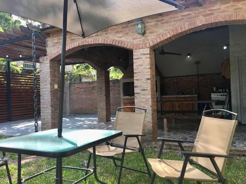 Casa Estilo Cabaña En Paso De La Patria/ Promo Semana Santa