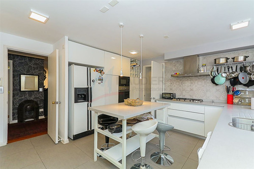 Departamento En Venta De 3 Dorm. En Las Condes