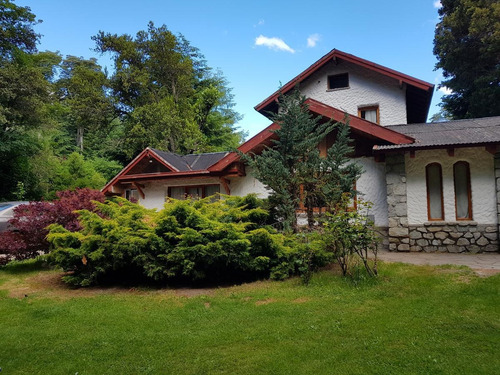 Residencia Con Costa De Lago - Alquiler Turístico