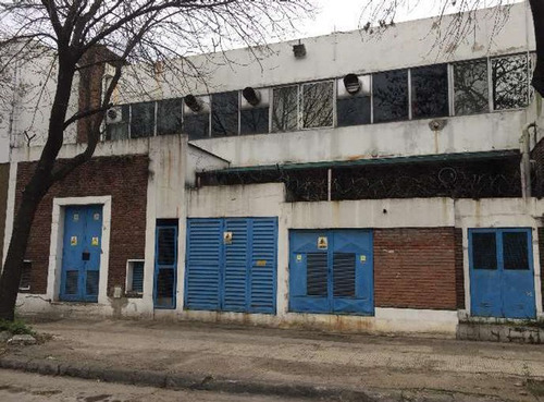 Planta Con Potencial Industrial Y Logístico En Venta | Perdriel 1869, Barracas, Caba | 15.975 M²