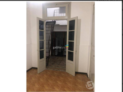 Casa - Tres Cruces - Viv U Of, Sin Gastos Comunes, Locomoción