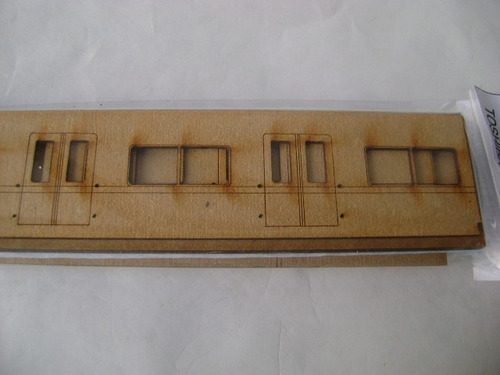 Imagen 3 de 6 de Nico Coche Toshiba C/furgon Fcgu Kit Fibrofacil H0 (mnt 90)