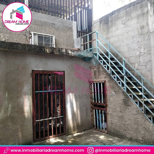 Imagen 8 de 12 de Casa Con Local Calle Negro Primero, Centro - Santa Teresa Del Tuy