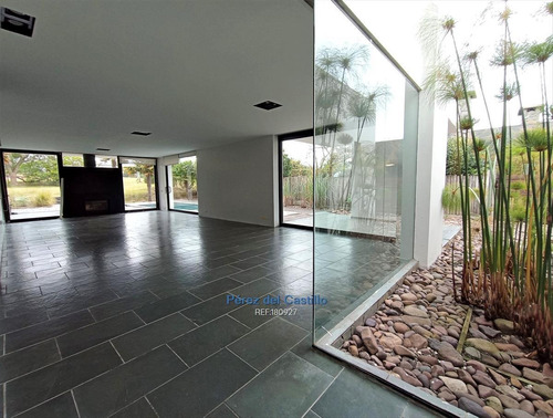 Imagen 4 de 24 de Lomas Venta Casa 4 Dormitorios Servicio Escritorio Cw180927