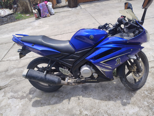 R15 V1 Año 2011 Color Azul