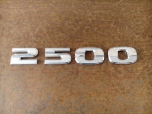 Emblema De 2500 De  Ram  Original