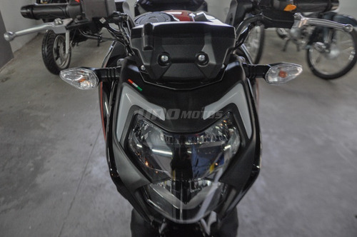 Imagen 17 de 22 de Tvs Rtr 200 New Carburada 2023