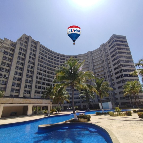 Re/max 2mil Vende Apartamento En El Conjunto Residencial Ocean Blue, Porlamar. Isla De Margarita, Estado Nueva Esparta 