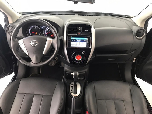 Versa 1.6 Unique