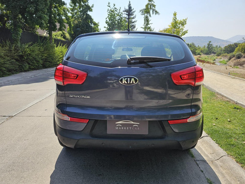 Kia Sportage LX 4x2 AT