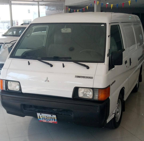 Imagen 1 de 6 de Mitsubishi Panel L300