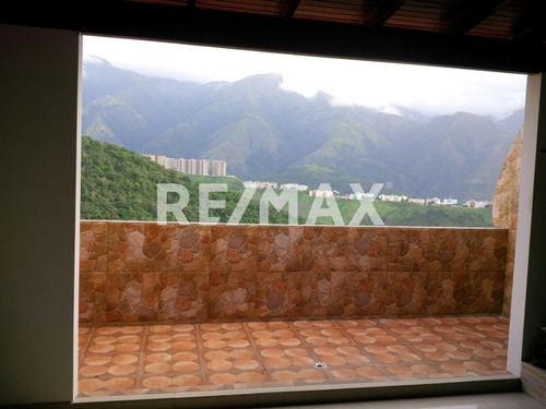 Imagen 8 de 10 de Venta De Town House En Parque Caiza