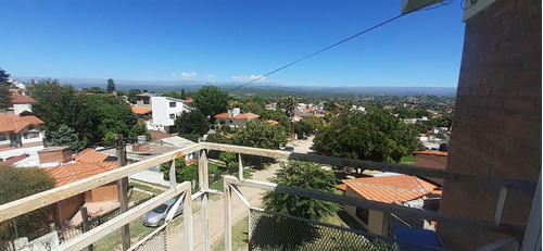 Carlos Paz: B° Malvinas Casa Con Espectacular Vista Cerca Del Cerro