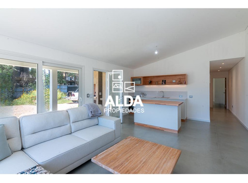 Casa Punta Colorada Piriápolis 2 Dorms Venta Ca501392