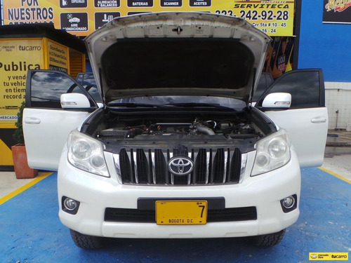 Imagen 10 de 25 de Toyota Prado 3.0 Txl