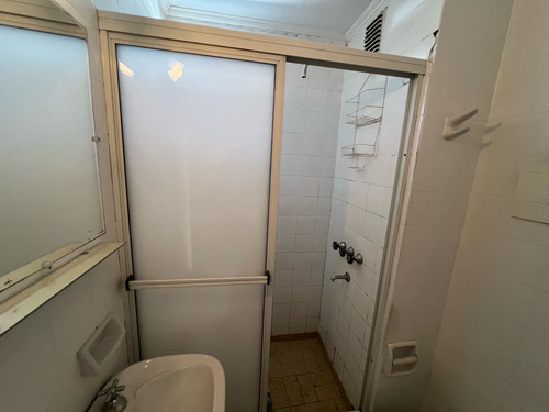 Venta Departamento En Lourdes De 2 Dormitorios