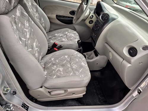Qq 1.0 2015 Completo Apenas 59.000km