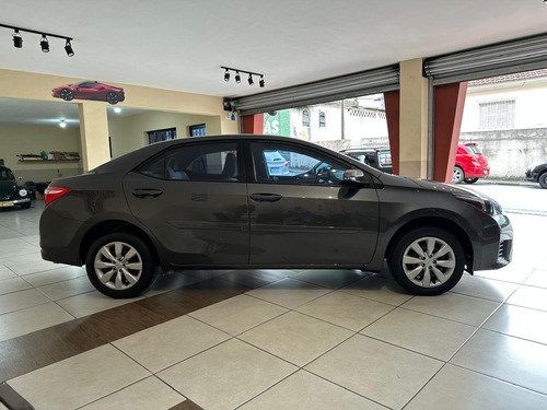 Toyota Corolla 1.8 16v Gli Flex Multi-drive 4p