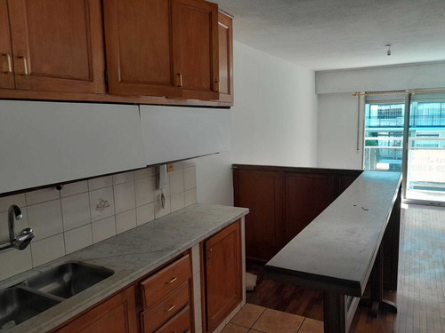Imagen 5 de 16 de Alquiler Apartamento 2 Dormitorios Y Garaje Punta Carretas Alto 21 $30.000
