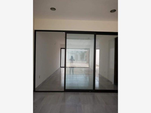Imagen 2 de 5 de Casa Sola En Venta Fracc Bivalbo