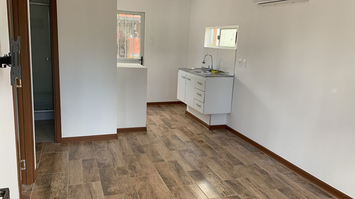 Imagen 6 de 10 de Casas En Isopanel Rápidas Econónicas Confortables Negocio