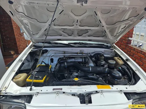 Furgon Chevrolet Luv Tfr 4x2 2500cc Mt