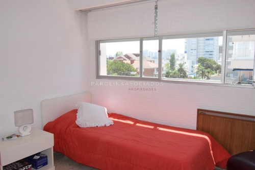 Departamento 3 Dormitorios, Peninsula, Punta Del Este -ref:1257
