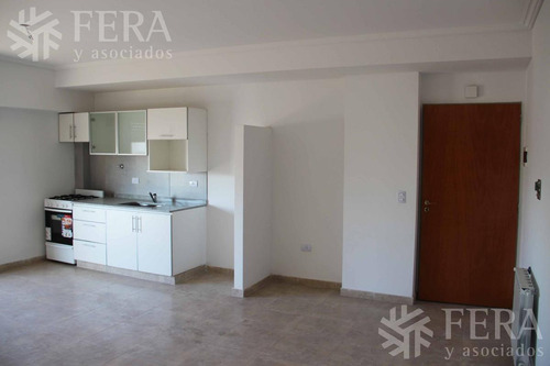 Imagen 3 de 20 de Venta De Departamento 2 Ambientes En Wilde (19184)