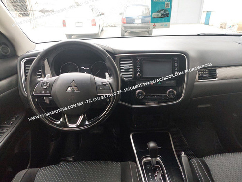 Imagen 11 de 15 de Mitsubishi Outlander S E Aut C V T 2018 Tela Quemacocos Cli