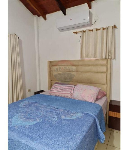 Vendo Casa En El Barrio Las Carmelitas; 2 Habitaciones