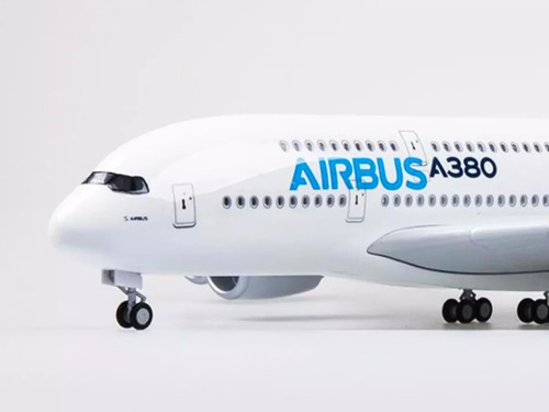 Avión Pasajeros Airbus A380 Juguete Luces Led Sonido Motores