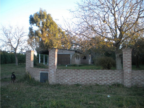 Casa De 3 Dormitorios Sobre 1400m2 De Terreno