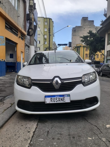 Imagem 2 de 4 de Renault Logan 1.0 , Completo , 2015