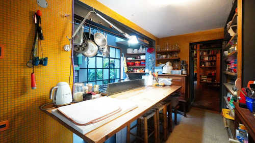 Alquiler Casa De 6 Ambientes En Olivos Con Pileta