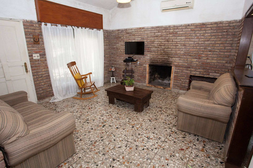 Venta Amplio Deposito+casa 2 D+apto Lomas Solymar