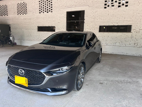 Mazda 3 GRAND TOURING LX 2,5