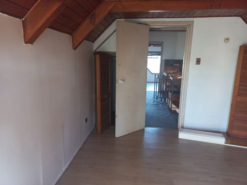 Casa En Arriendo De 4 Dorm. En Curicó