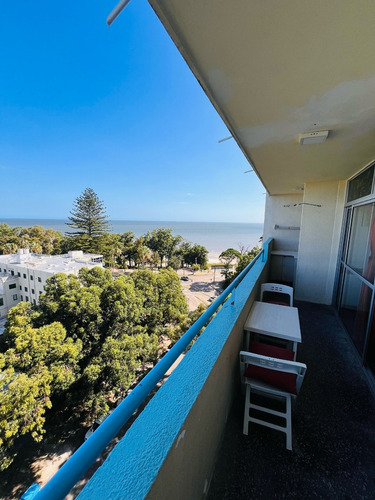 Apartamento 1 Dormitorio Y 1 Baño Con Vista A Playa Brava