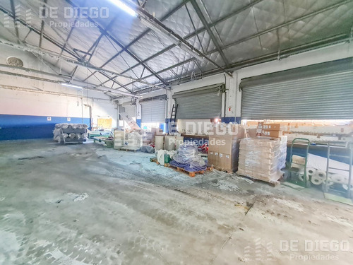 Edificio Industrial Con Gas Industrial De 7500 M2 En 3 Plantas - Bella Vista