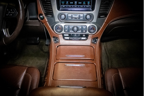 Chevrolet Suburban 5.3 Ltz 4x4 Mt
