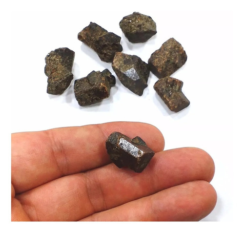 Estaurolita Unid. 2cm Pedra Gema Mineral Natural P/ Coleção