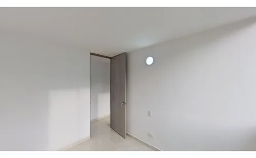 Venta Apartamento 60mts2, En Las Guabinas, Yumbo, 12862-4