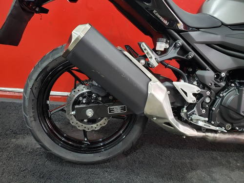 Kawasaki Z 400 Z400 Z-400 Abs 2023 Cinza